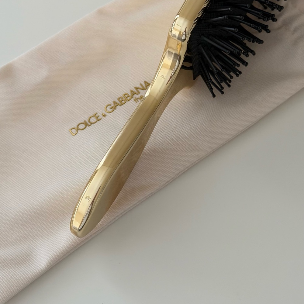 NWT Dolce & Gabbana The One Beauty Hairbrush - Picture 7 of 13